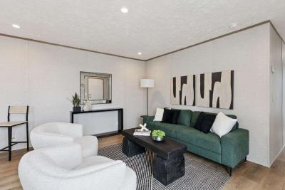 Mobile Home at 2321 Doral Evansville, IN 47715