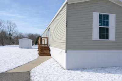 Mobile Home at 352 Trillium Trail Oxford, MI 48371