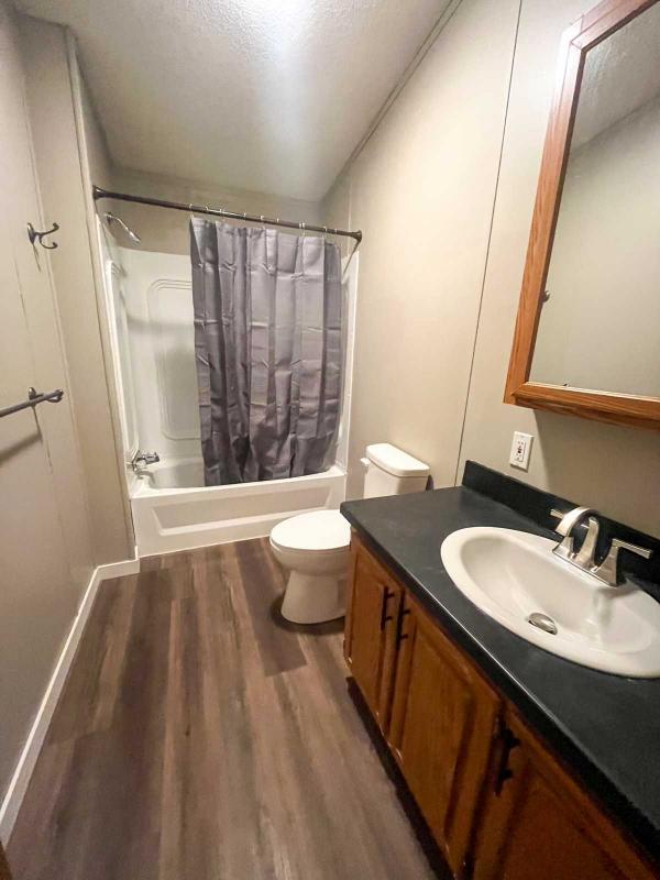 1999 Highland Mobile Home