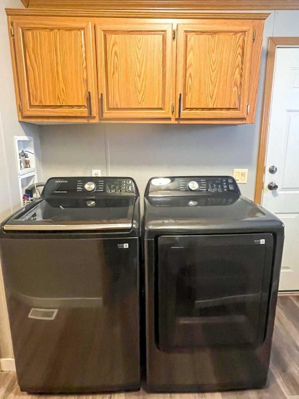 1999 Highland Mobile Home