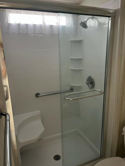 Photo 5 of 10 of home located at 2624 88th Street E Palmetto, FL 34221