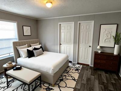 Photo 5 of 8 of home located at 358 Parker Lake Drive Oxford, MI 48371