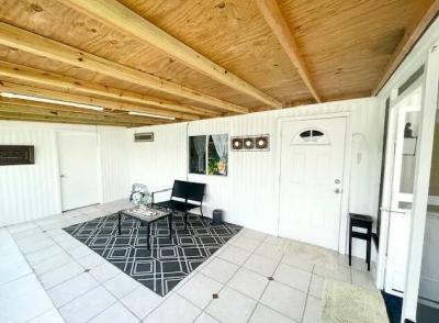 Photo 3 of 11 of home located at 2101 Cypress Court Naples, FL 34110