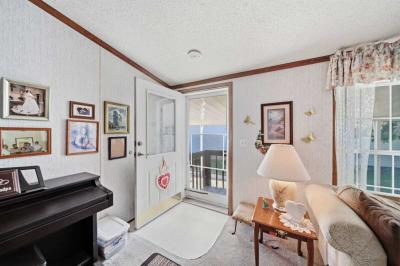 Photo 5 of 39 of home located at 909 Savannah River Dr Adrian, MI 49221