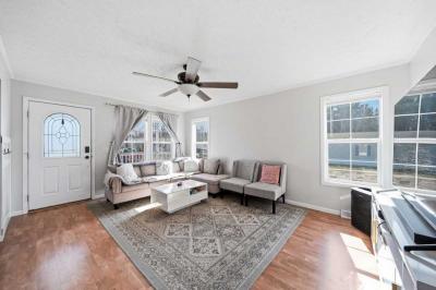 Photo 5 of 31 of home located at 1 Yukon River Ct Adrian, MI 49221