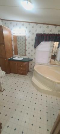 1998 Fleetwood Manufactured Home