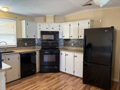 Photo 2 of 12 of home located at 8809 Twitty Rd Sebring, FL 33876