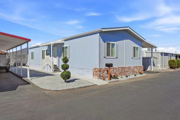 2025  Mobile Home For Sale