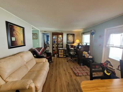 Photo 3 of 8 of home located at 435 16th Ave. SE., #609 Largo, FL 33771