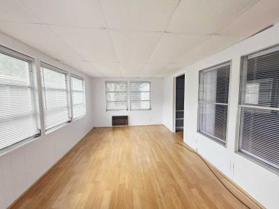 Photo 3 of 8 of home located at 435 16th Ave. SE., #548 Largo, FL 33771