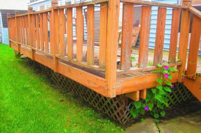 Photo 4 of 8 of home located at 1817 Collins Court Milford, MI 48381