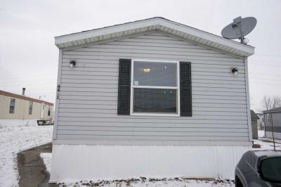 Photo 5 of 39 of home located at 4401 Starboard Dr Fort Wayne, IN 46825