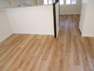 Photo 4 of 30 of home located at 5805 W. Harmon Ave Las Vegas, NV 89103