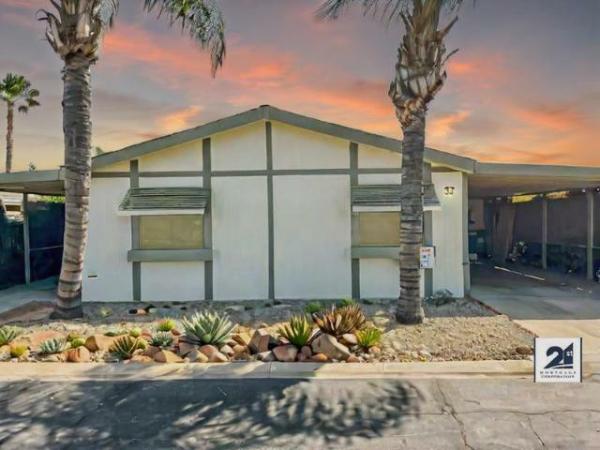 Photo 1 of 2 of home located at Foothill Of Hemet 1250 N Kirby St Spc 32 Riverside, CA 92505