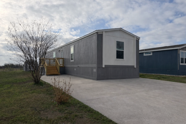 2026 Champion CHPR1676H32P01 Mobile Home