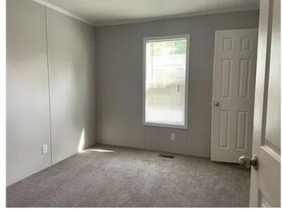 Photo 3 of 4 of home located at 1851 Everest Monroe, MI 48161