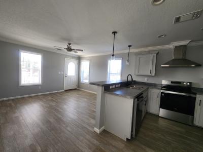 Photo 5 of 13 of home located at 3000 Us Hwy 17/91 W Lot# 0200 Haines City, FL 33844