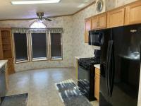 2005 Pine Grove 244 Manufactured Home