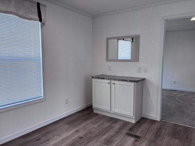 Photo 4 of 11 of home located at 246 Highland Dr Highland, MI 48357