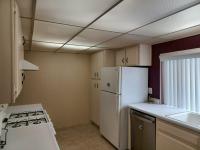 1980 Lakewood Manufactured Home