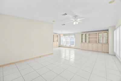 Photo 5 of 30 of home located at 3801 Honeysuckle Court Port St Lucie, FL 34952