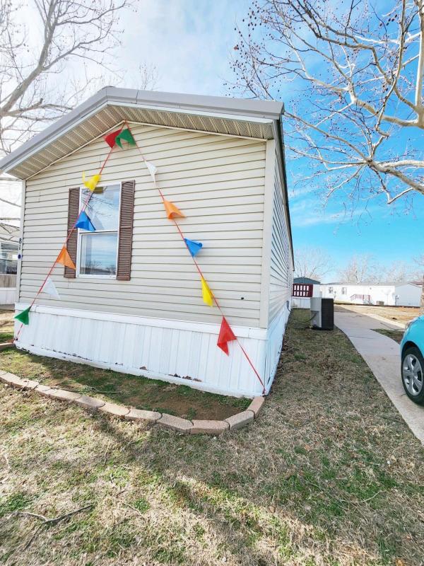 1994 Holly Park Inc Holly Park Mobile Home