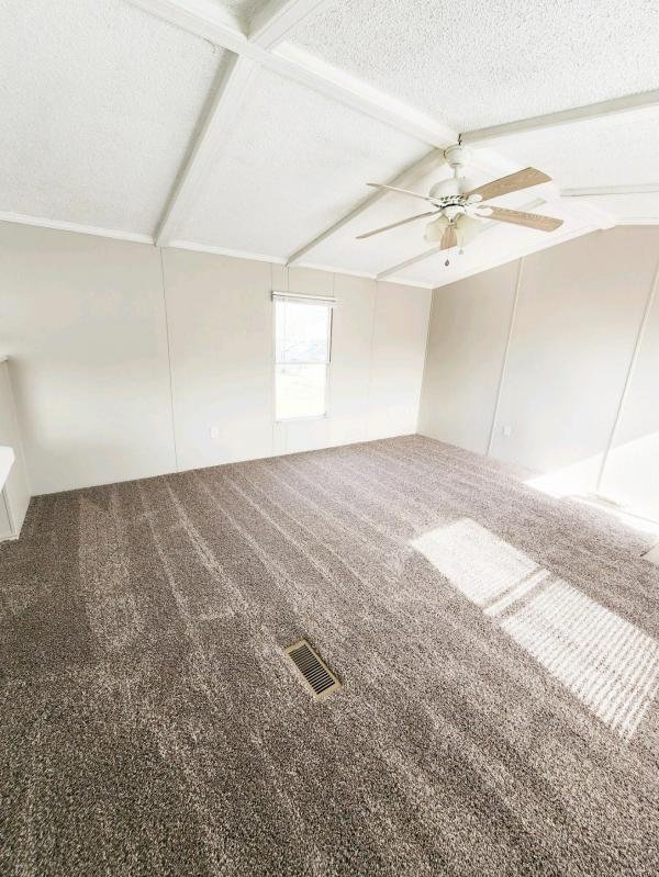 1994 Holly Park Inc Holly Park Mobile Home