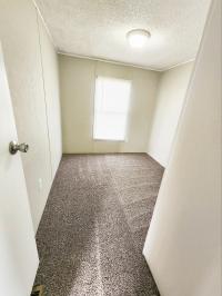 1994 Holly Park Inc Holly Park Mobile Home