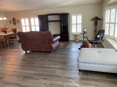 Photo 5 of 10 of home located at 15434 Lakeshore Villa Circle Tampa, FL 33613