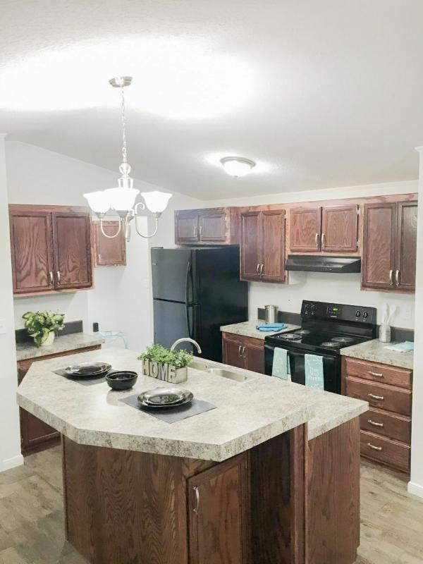 2018 Elliott Mobile Homes Solitaire Mobile Home