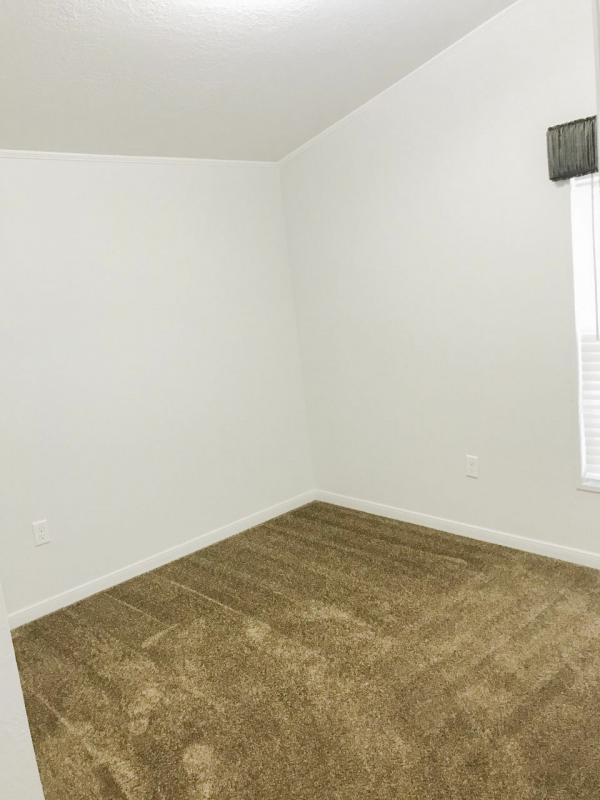 2018 Elliott Mobile Homes Solitaire Mobile Home