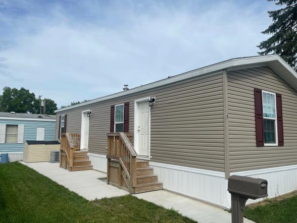 2022 Champion - Topeka Mobile Home For Rent