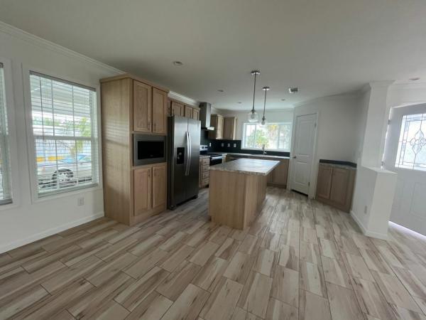 2026 Champion - Lake City LaBelle Mobile Home