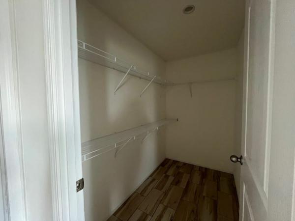 2026 Champion - Lake City LaBelle Mobile Home