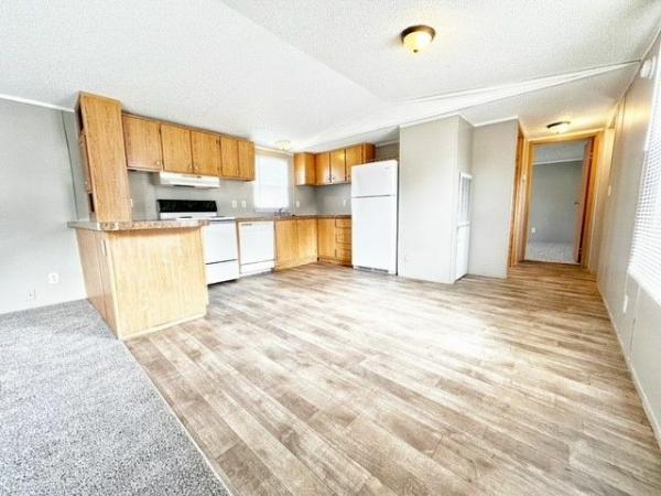 2002 Schult Desert Manor Mobile Home