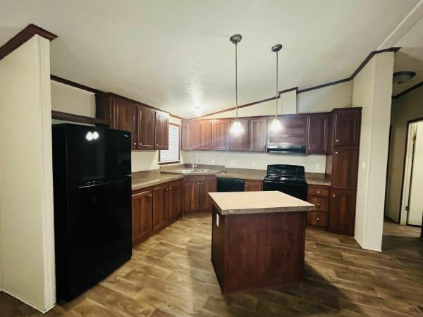 2011 Southern Energy Homes Community Series Mobile Home