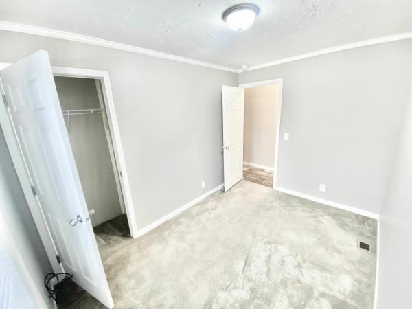 2020 Clayton Homes Inc Community Series Mobile Home