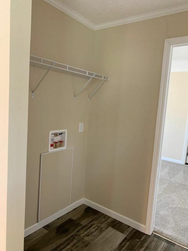 2020 Clayton Homes Inc Community Series Mobile Home