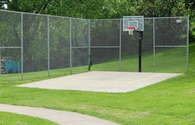 Mobile Home at 802 E County Line Road #38 Des Moines, IA 50320