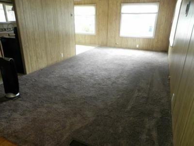 Photo 4 of 16 of home located at 1475 Greenacres Rd #104 Eugene, OR 97408