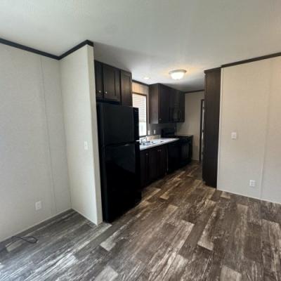 Photo 5 of 26 of home located at 9901 State Road 3 #0120 Muncie, IN 47303