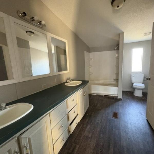 1998 Sweetwater  Home