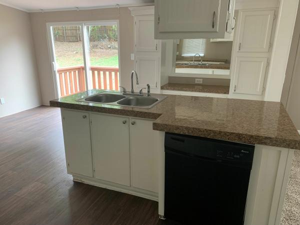 1995 American Homestar Corp Galaxy Mobile Home