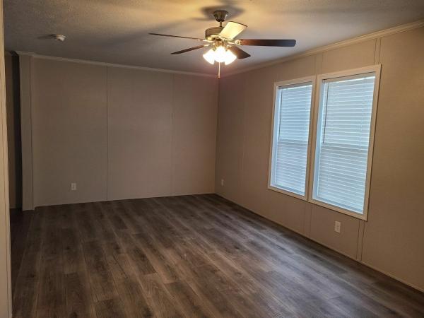 Photo 1 of 2 of home located at 3365 Joliette Avenue Lot 392 Muskegon, MI 49444