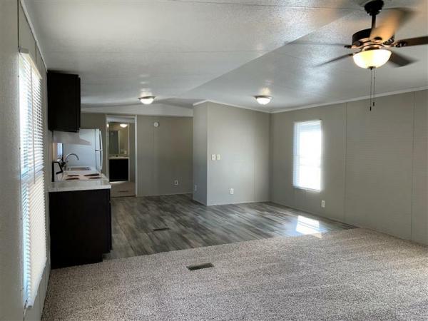 2002 Clayton Homes Inc Community Series Mobile Home