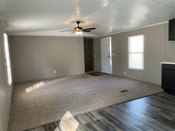 2002 Clayton Homes Inc Community Series Mobile Home