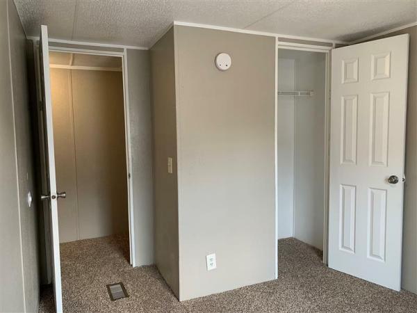 2002 Clayton Homes Inc Community Series Mobile Home