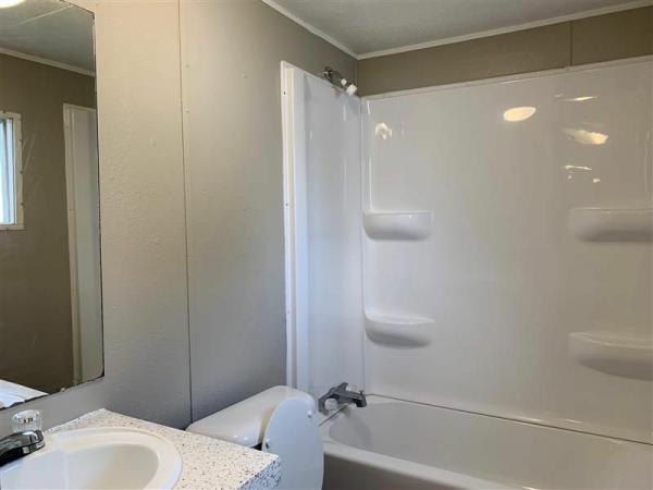 2002 Clayton Homes Inc Community Series Mobile Home