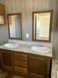 2019 American Homestar Corp Oak Creek Mobile Home