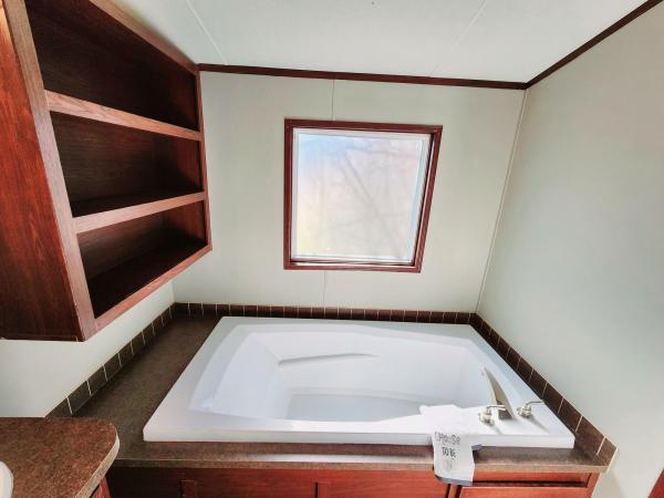 2012 Clayton Homes Inc Decision Maker Mobile Home